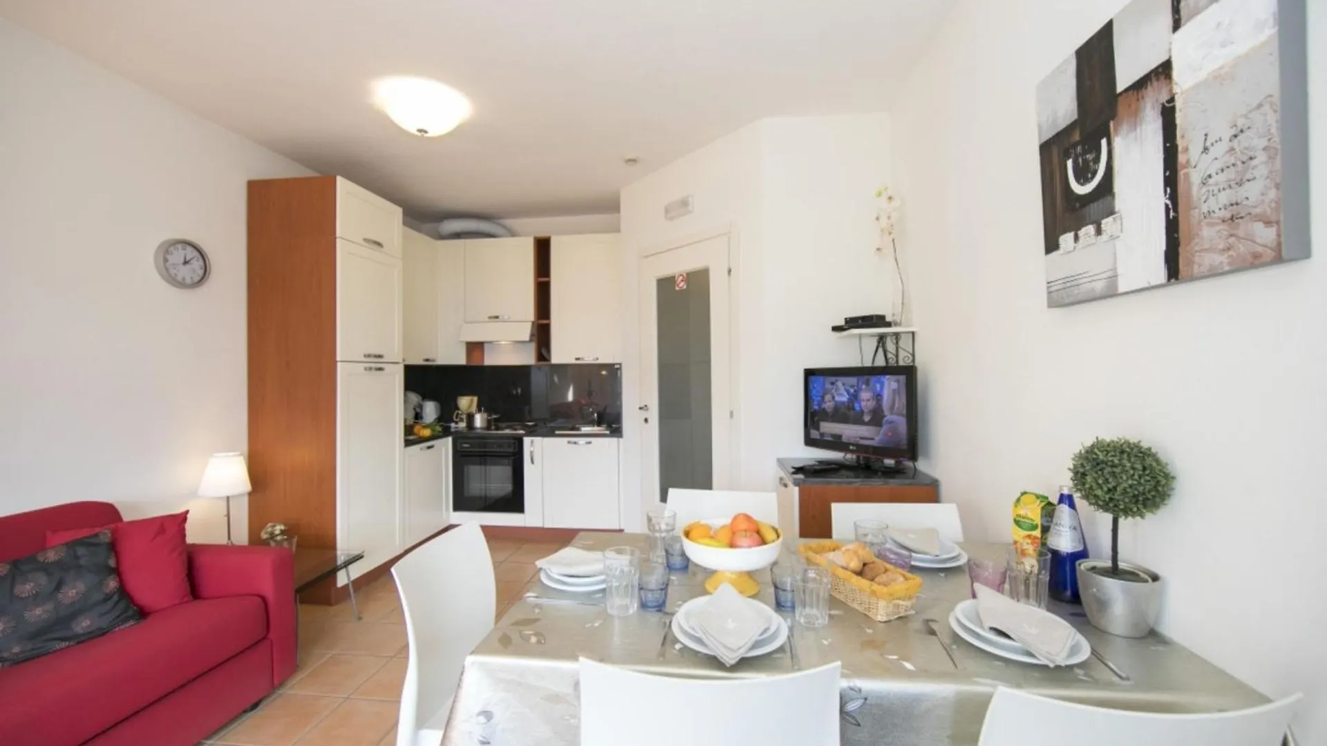Palazzo Apartments - Porto Letizia Порлецца