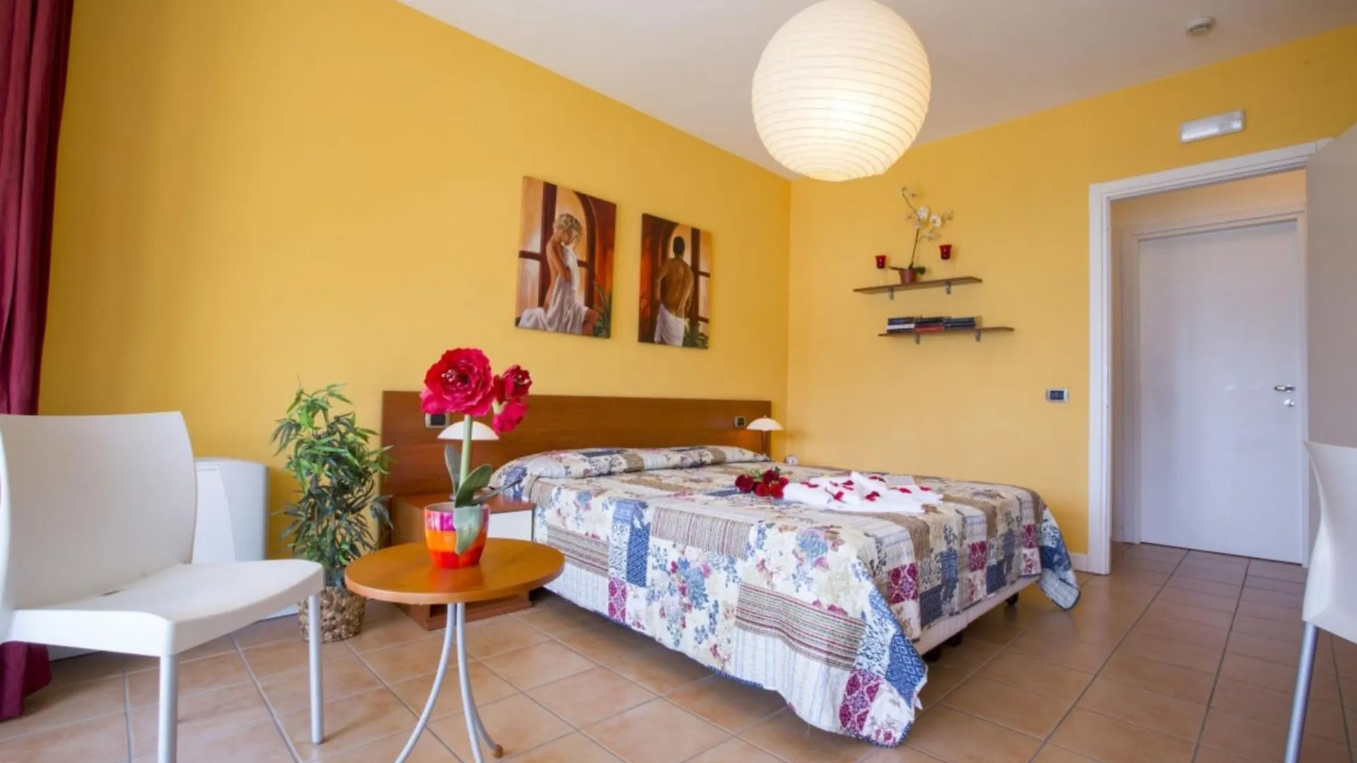 Palazzo Apartments - Porto Letizia Порлецца